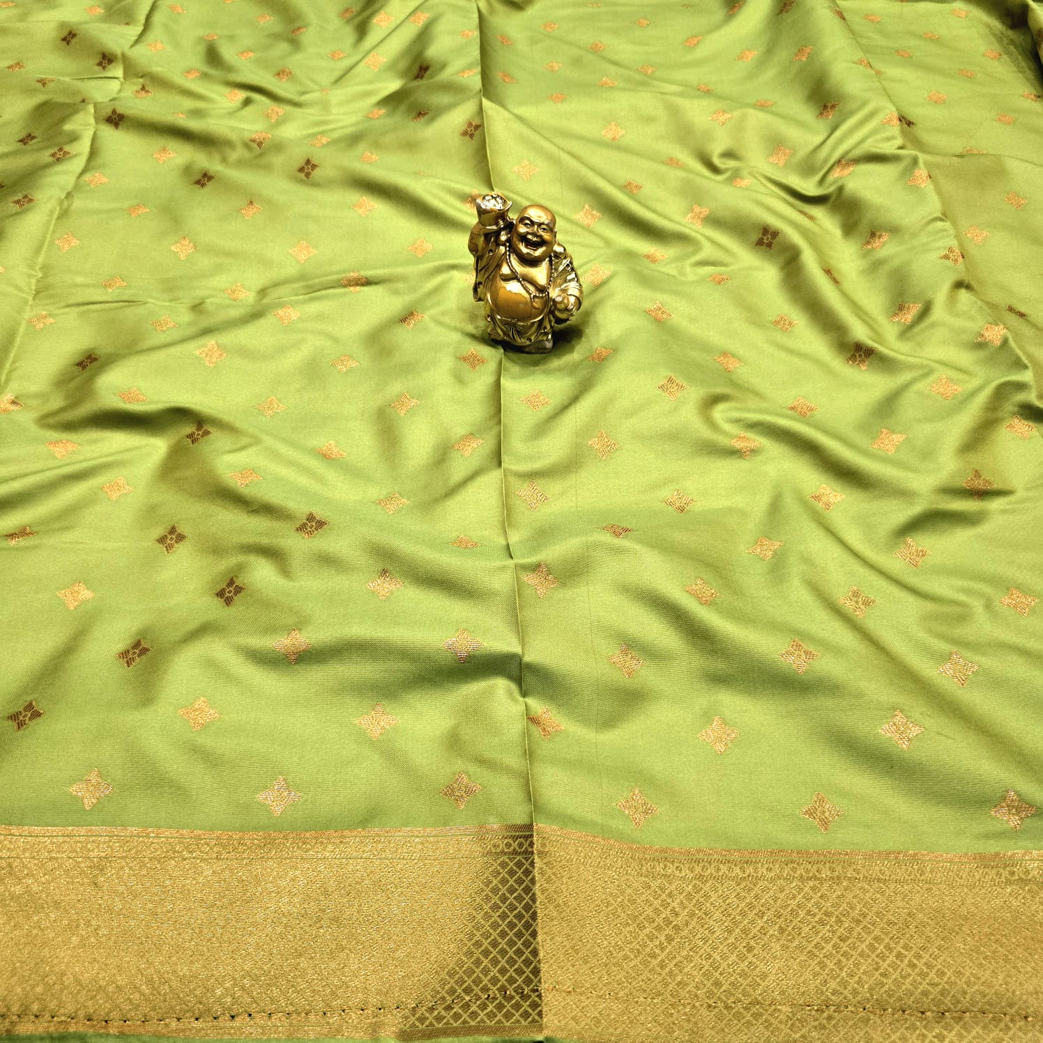 Premium Luxury Soft Silk ( Pre booking Saree - Dispatch 5 Working days )