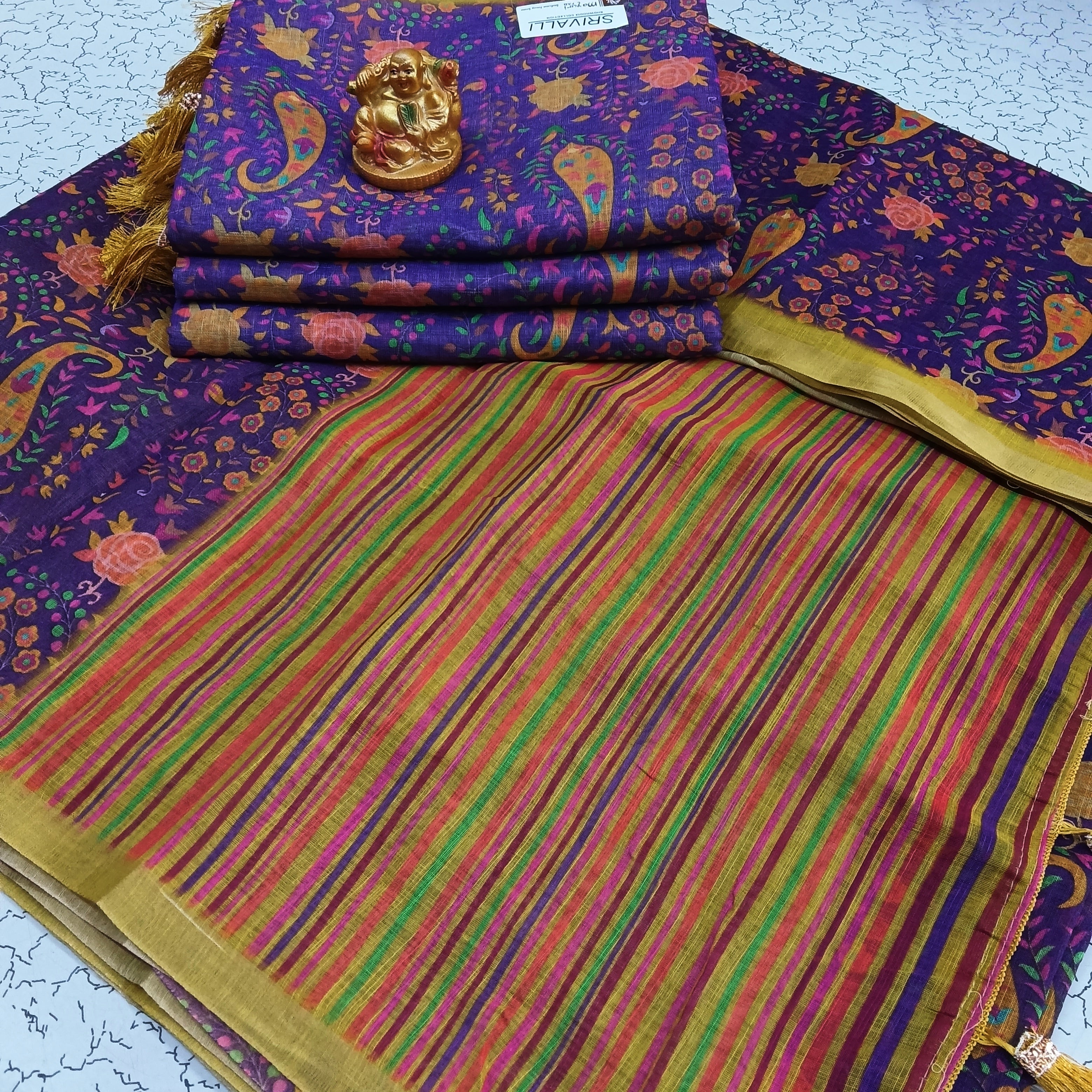 Trending Linen Offer Sarees