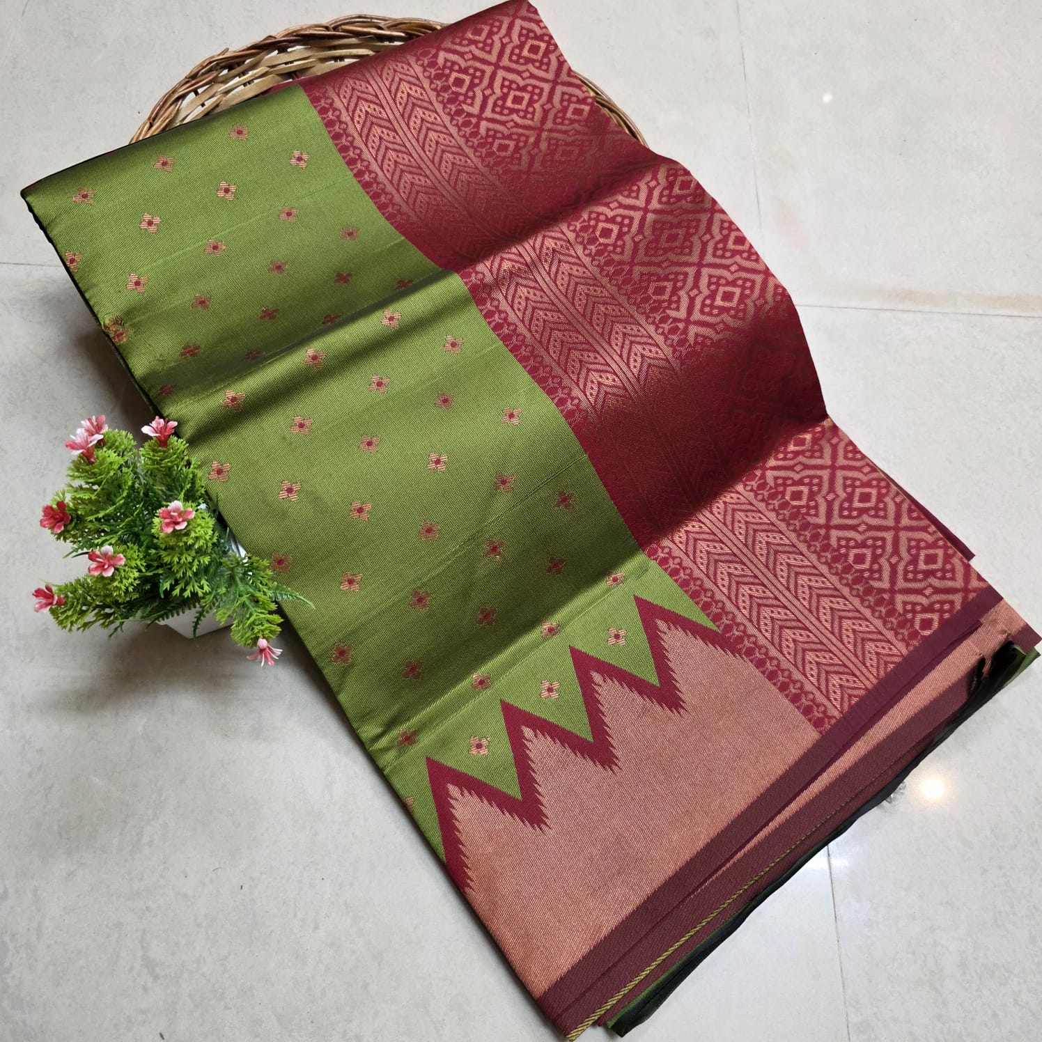 Stock Clearance Aadi Offer Saree