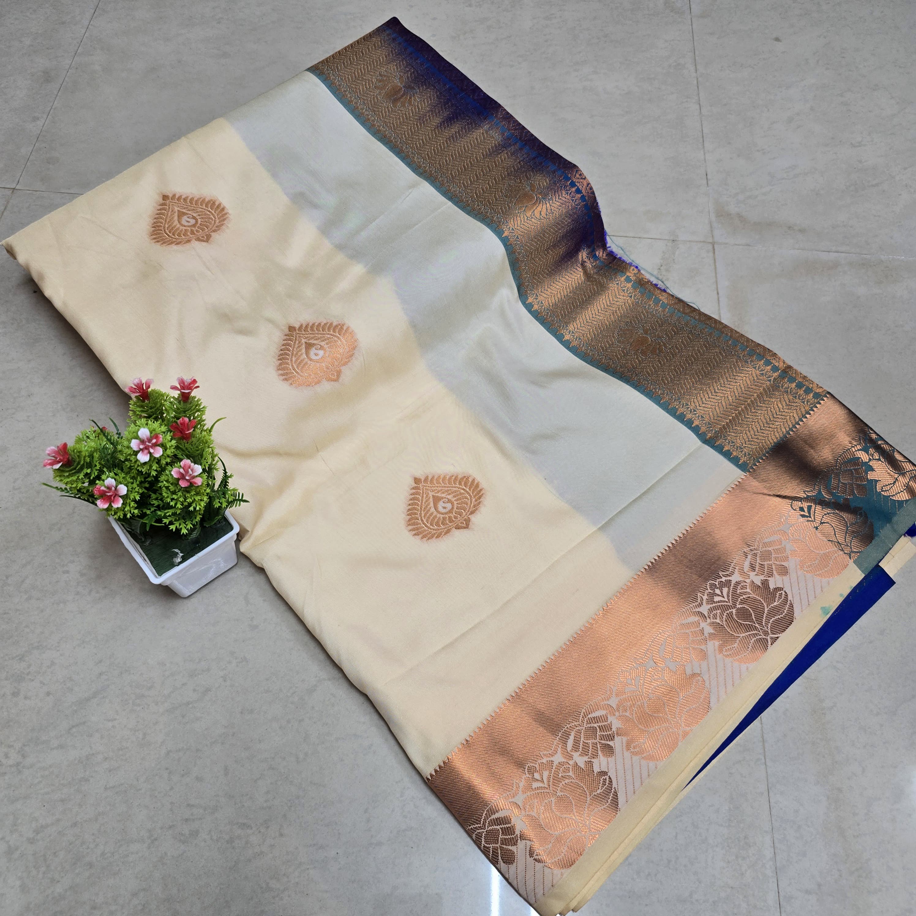 Stock Clearance Aadi Offer Saree