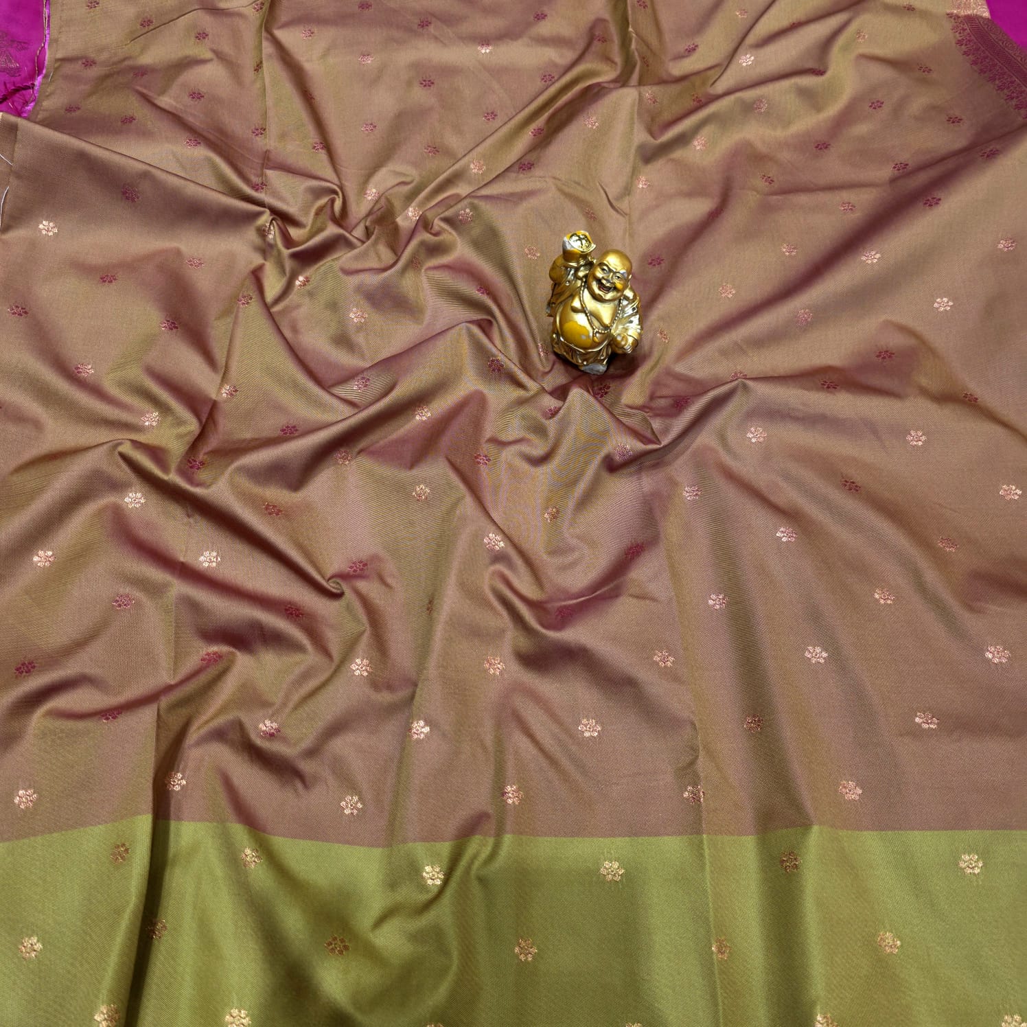 Luxury Pallakku Design Soft Silk Saree