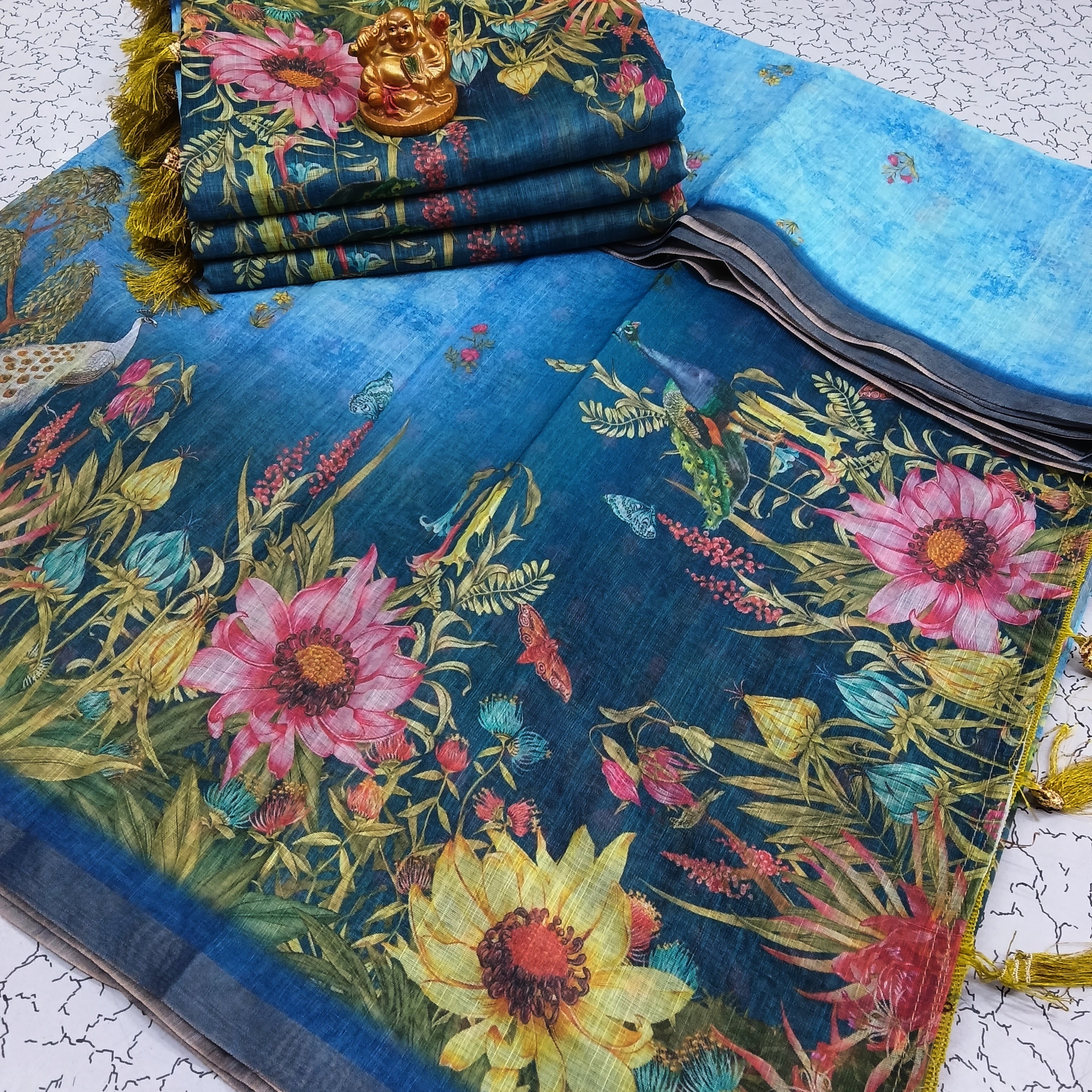 Trending Offer Linen Sarees