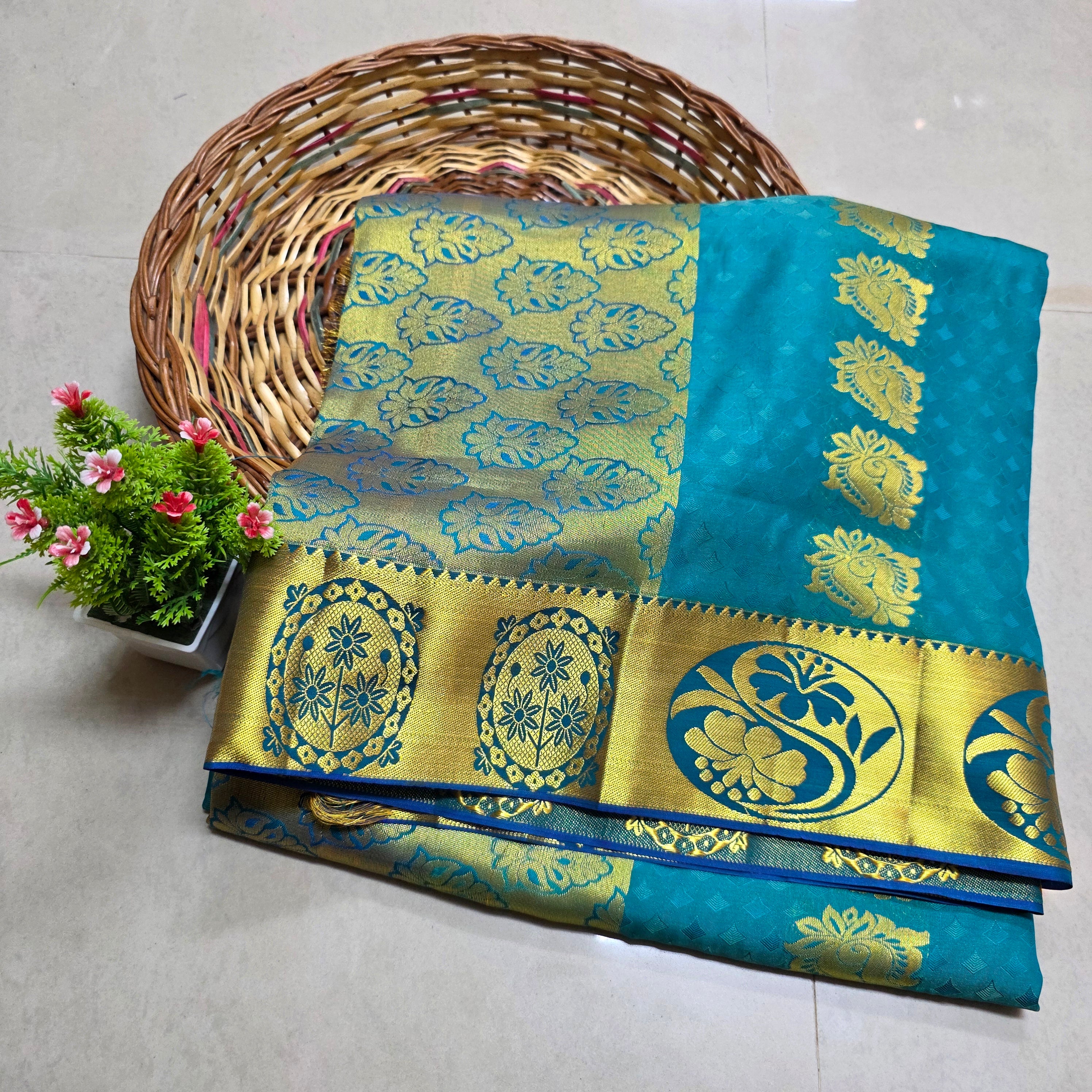 Stock Clearance Aadi Offer Saree