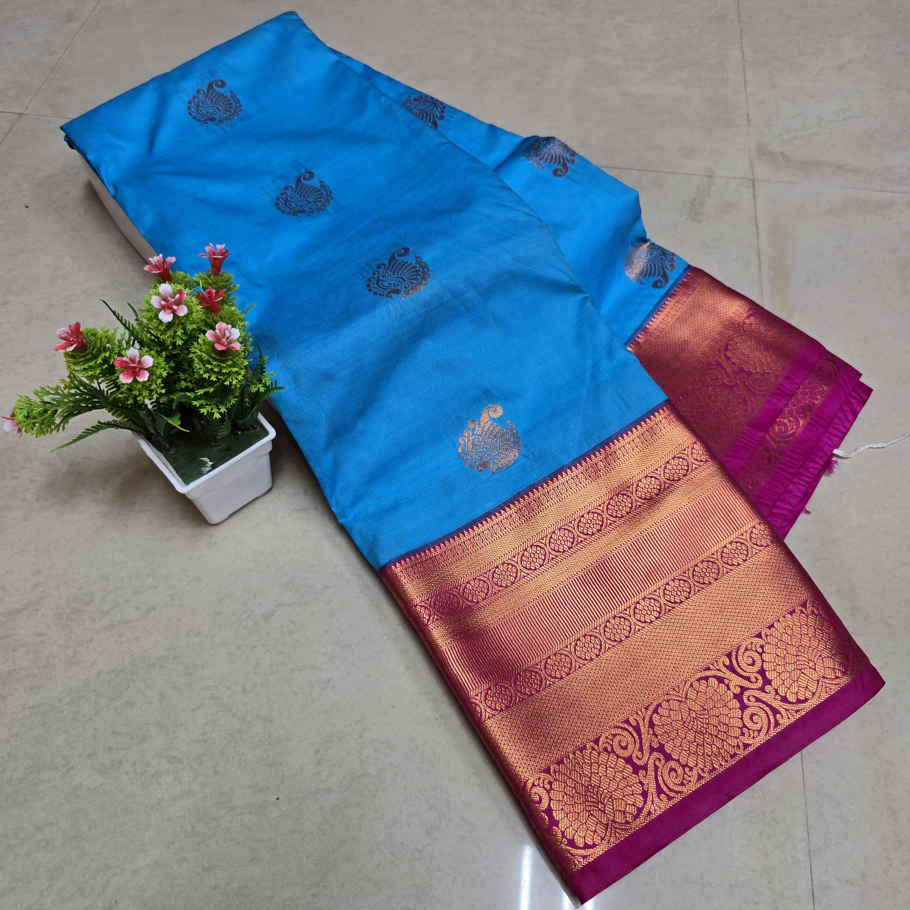 Stock Clearance Aadi Offer Saree