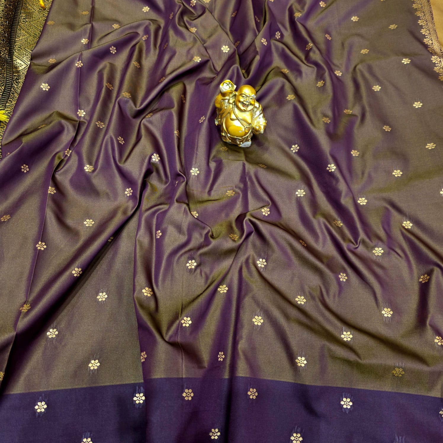 Luxury Pallakku Design Soft Silk Saree