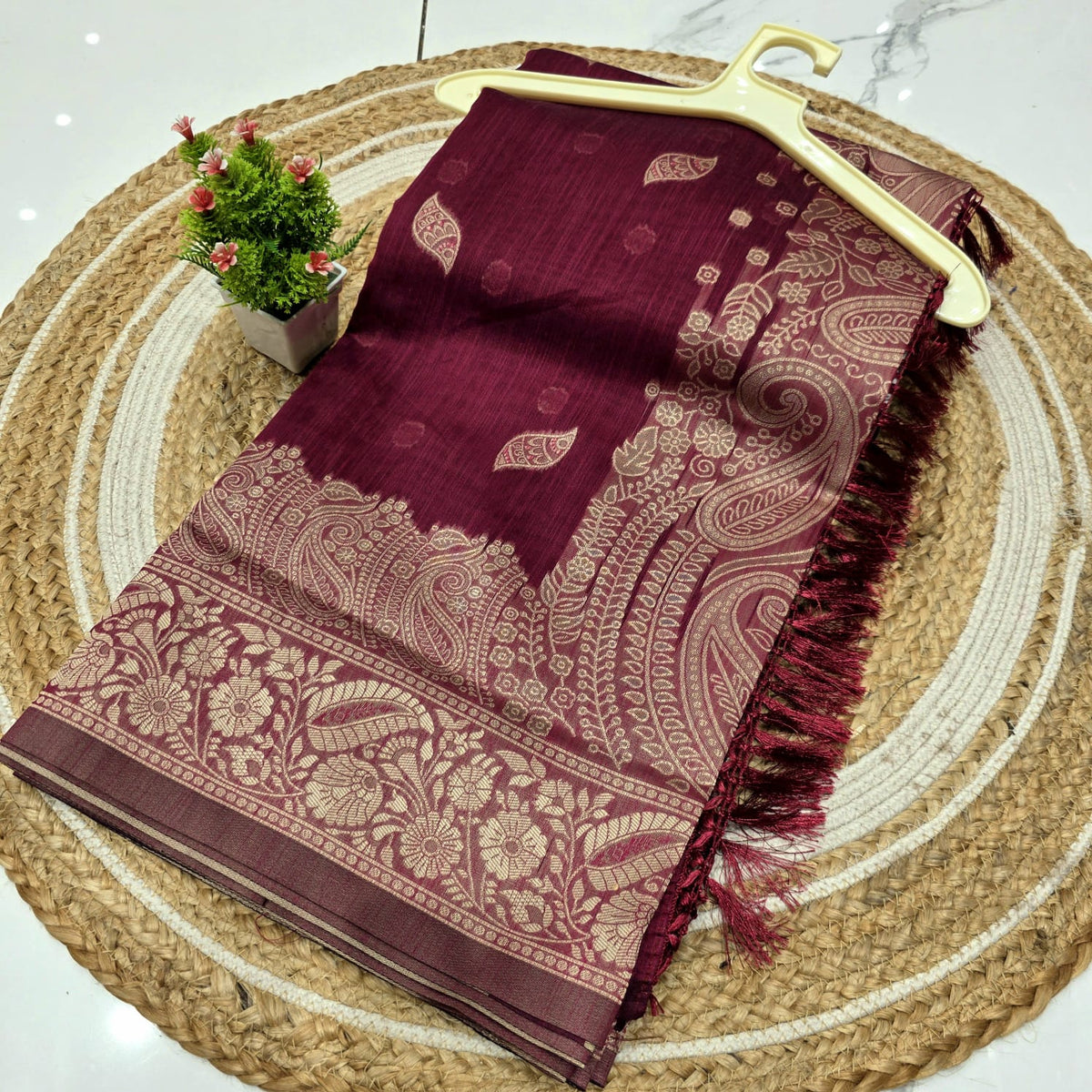 Weaving Cotton Saree