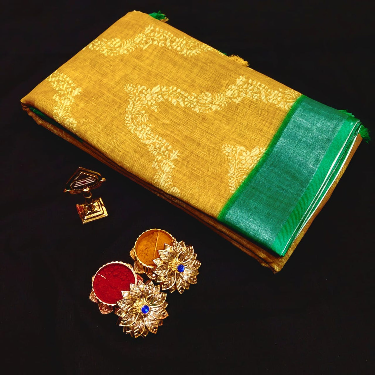 Neckless digital Print Saree