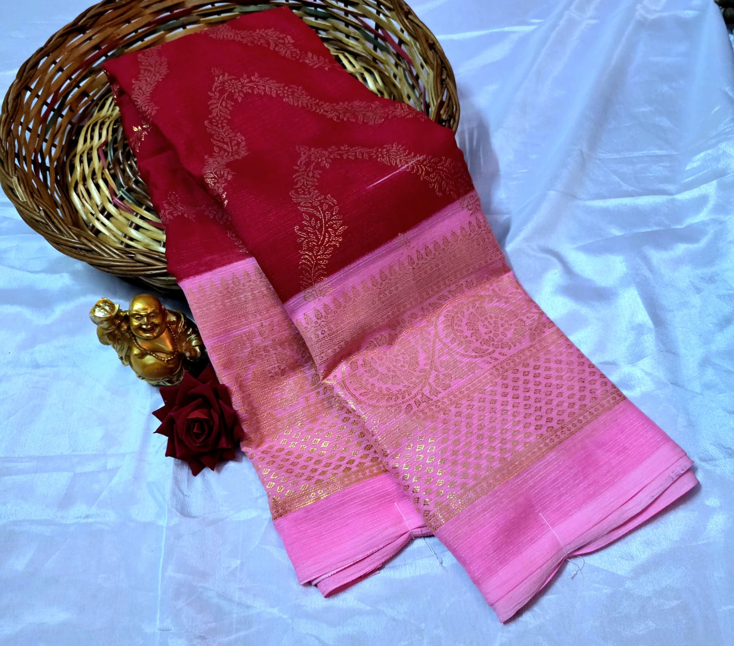 Neckless Design Digital Print Saree