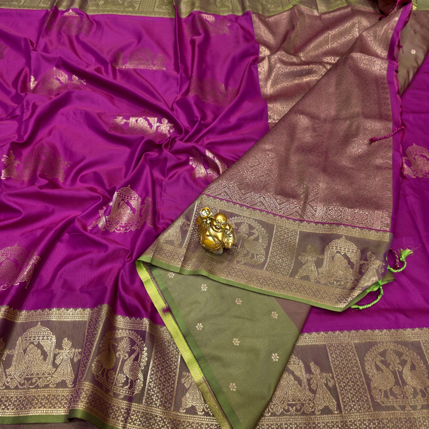 Luxury Pallakku Design Soft Silk Saree