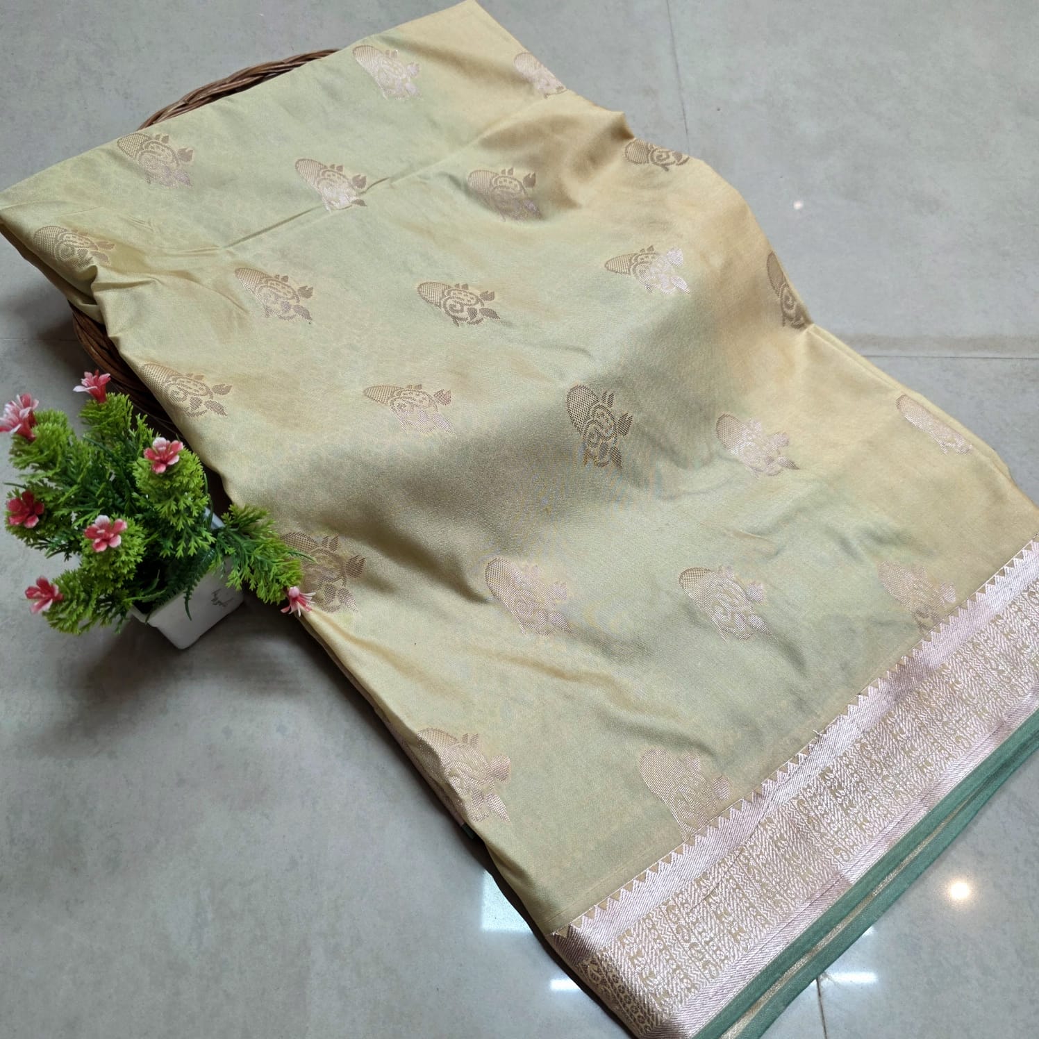 Stock Clearance Aadi Offer Saree