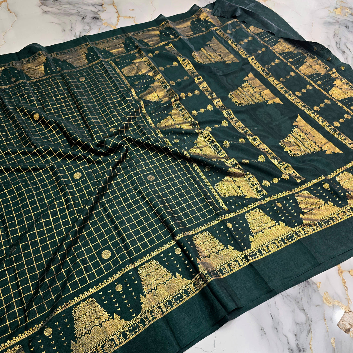 Gopuram Design Foil Print Saree