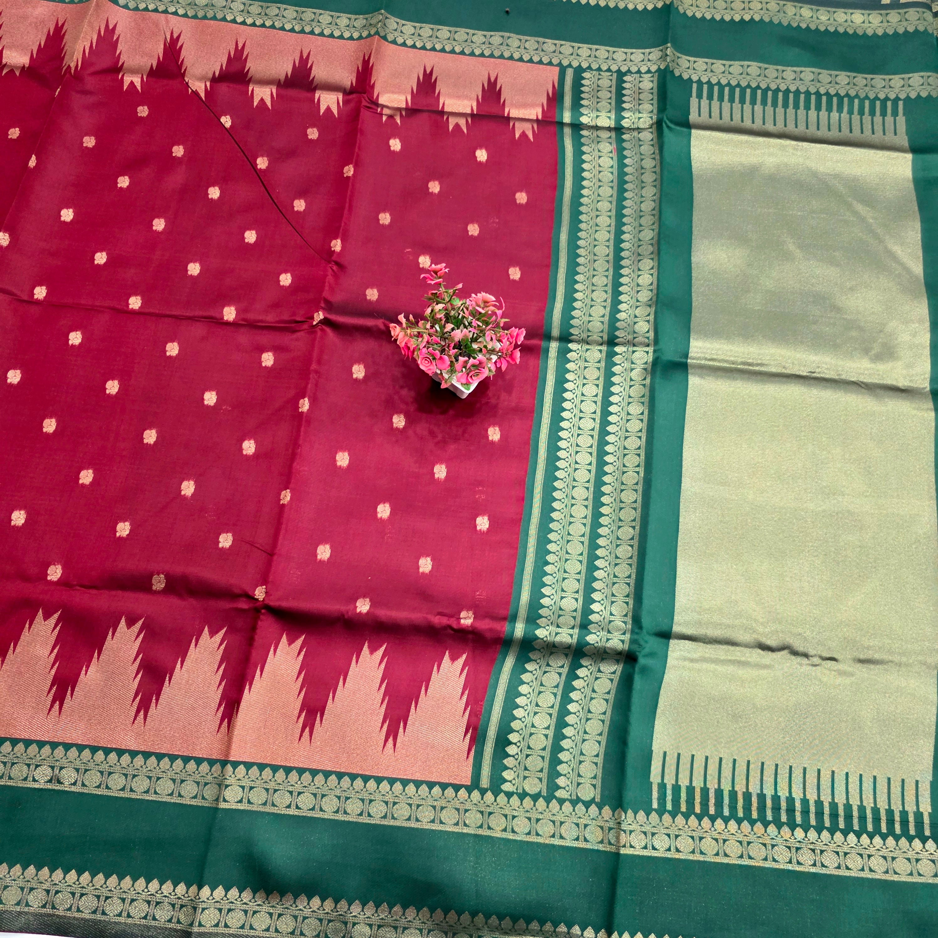 Checked Gold Woven Silk Saree
