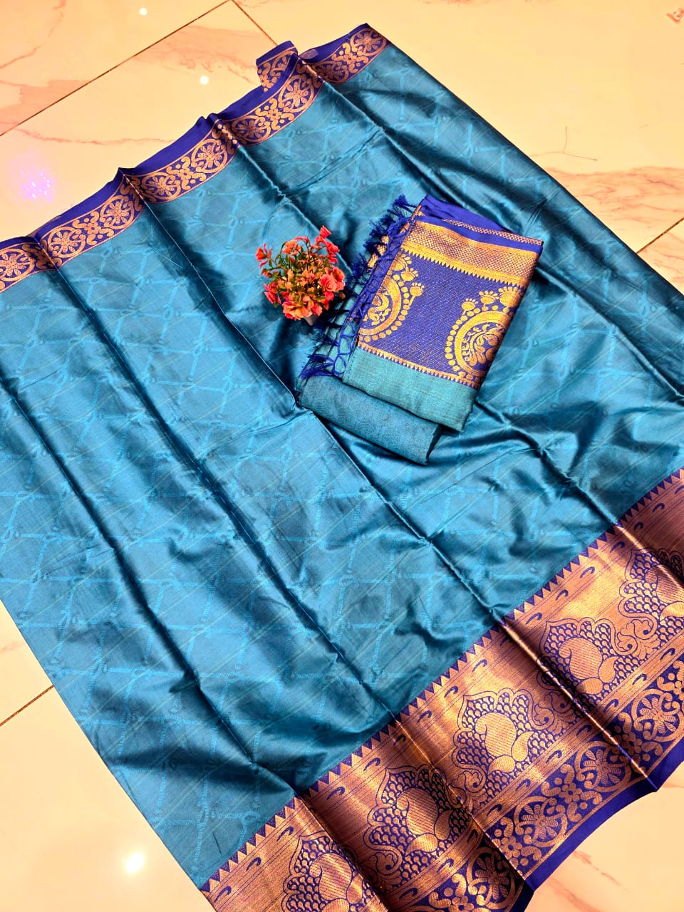 Aura Silk Saree ( Same Colour only dispatch )