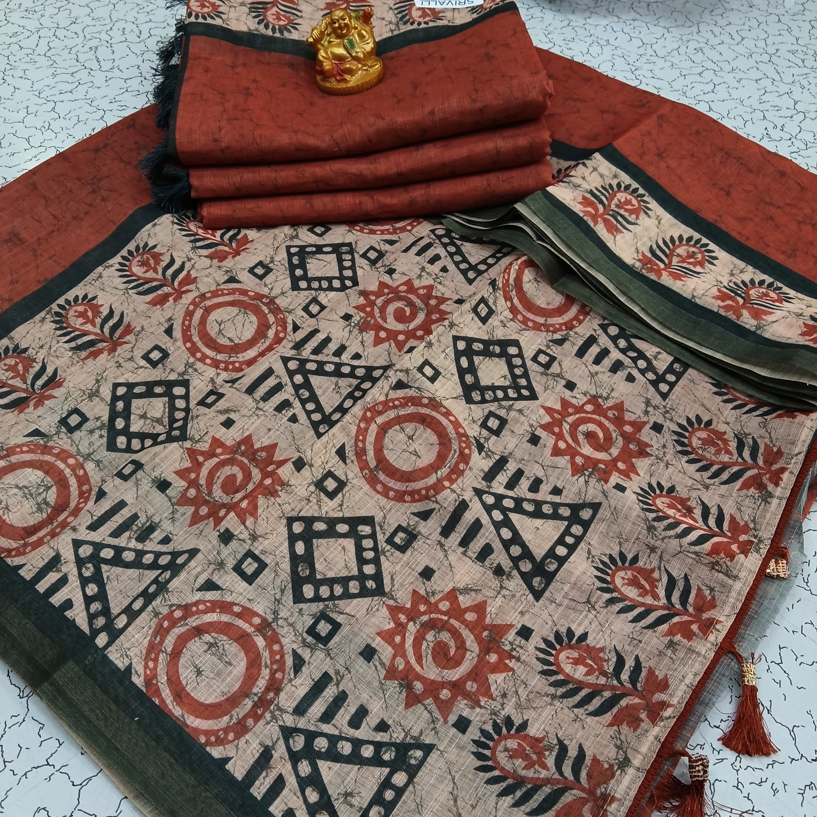 Trending Linen Offer Sarees
