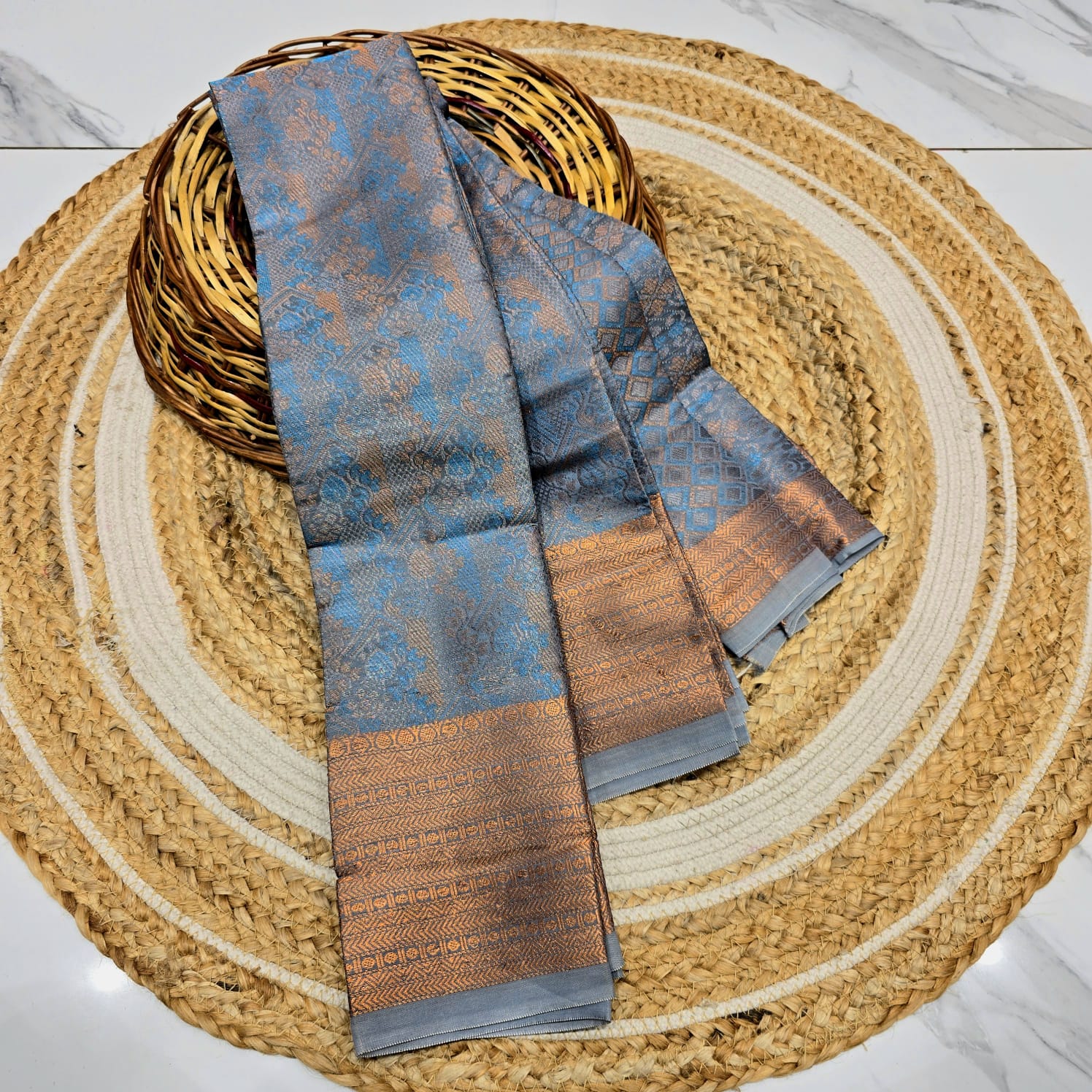 Offer Jacquard Silk Saree ( Same colour only dispatch )