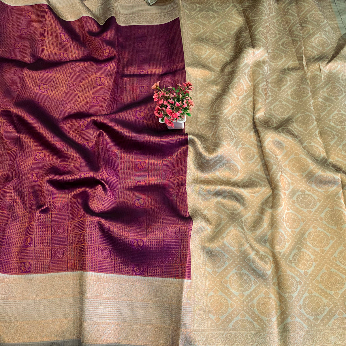 Zari Woven Contrast Border Silk Saree