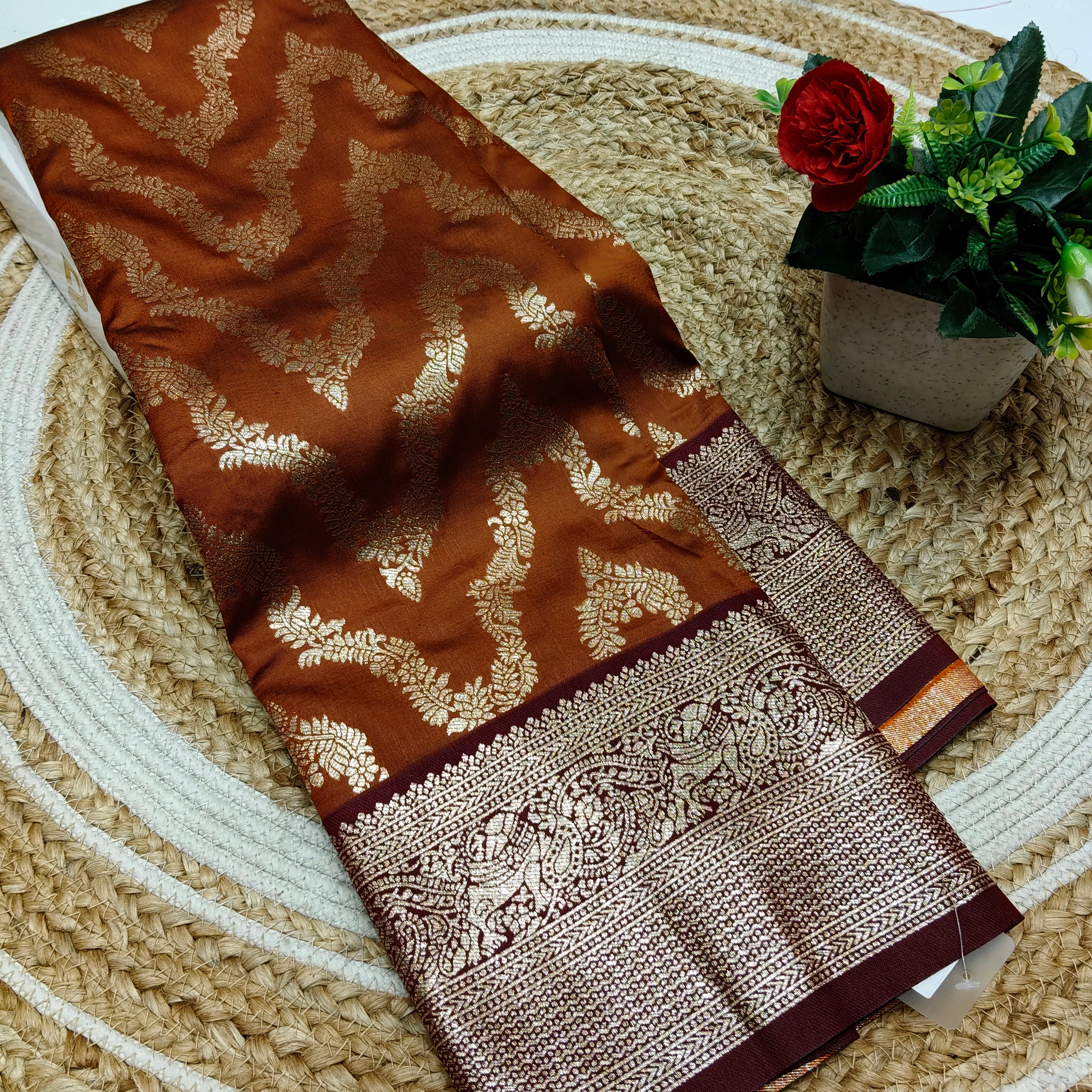 Own Production Traditional CHEKED Silk Saree