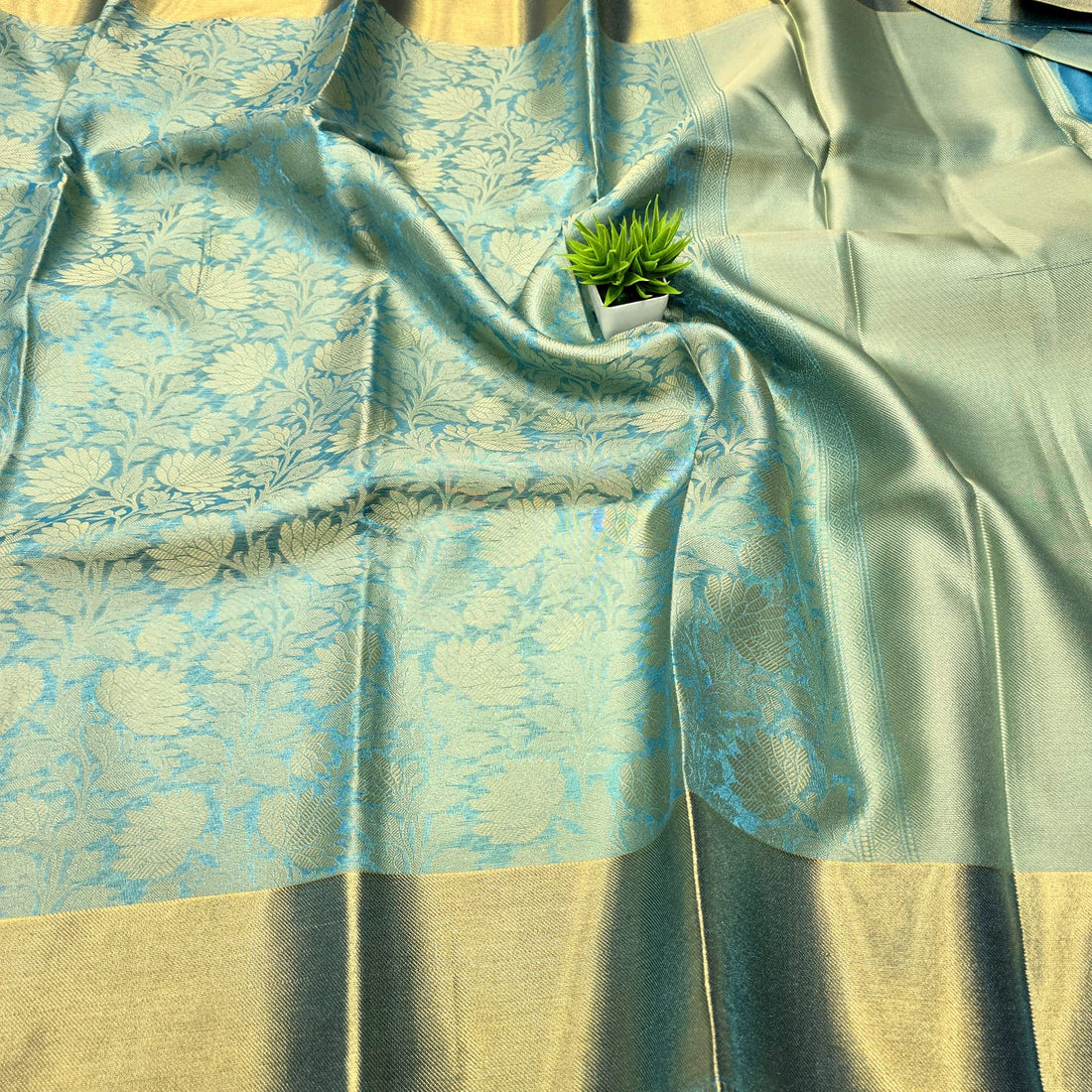 Dual Tone Tissue Silk saree