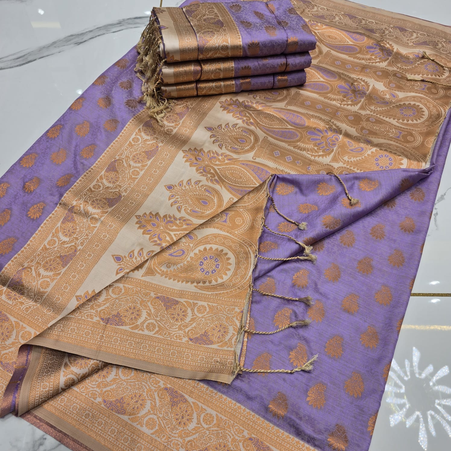 Premium Paisley Design Silk Saree